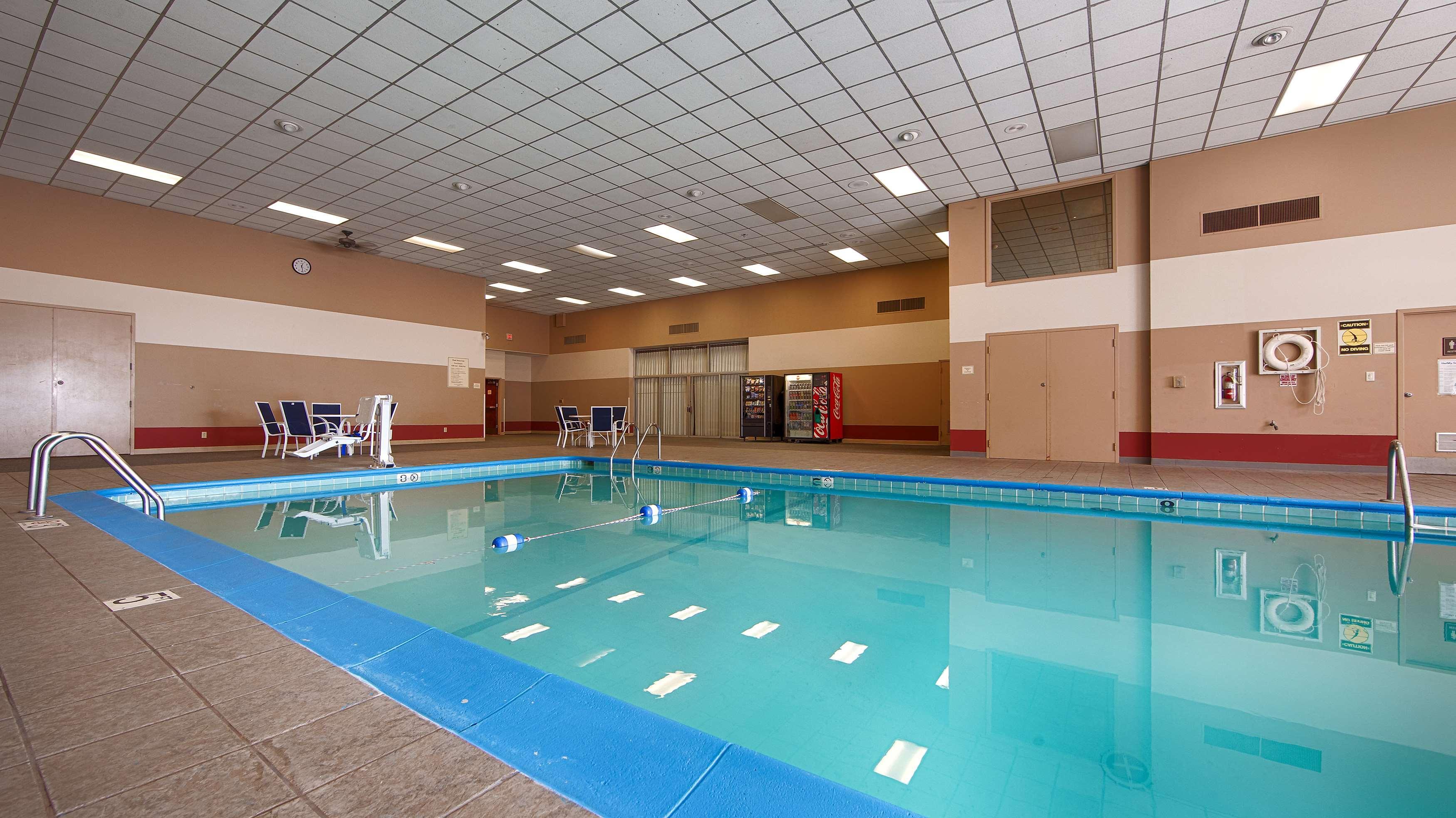 Rock Island Inn & Suites Marshalltown Съоръжения снимка
