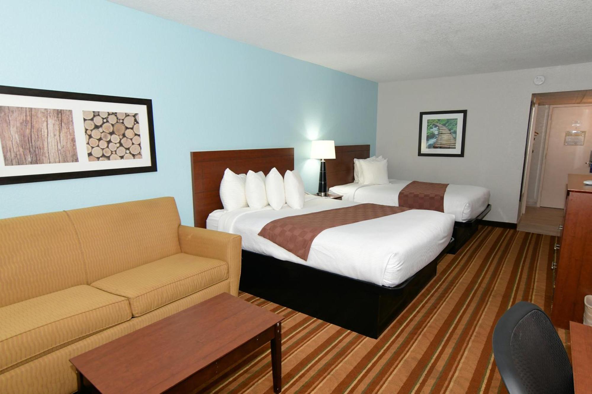 Rock Island Inn & Suites Marshalltown Екстериор снимка